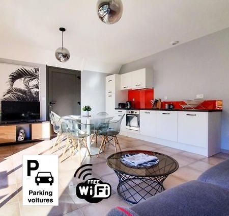 Le Nid Discret Avec Balcon Et Parking Prive Gratuit Apartment Sarlat-la-Caneda Bagian luar foto