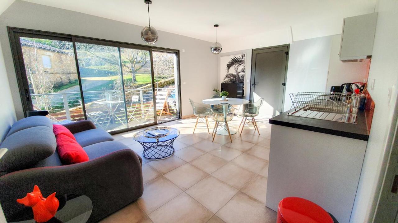 Le Nid Discret Avec Balcon Et Parking Prive Gratuit Apartment Sarlat-la-Caneda Bagian luar foto